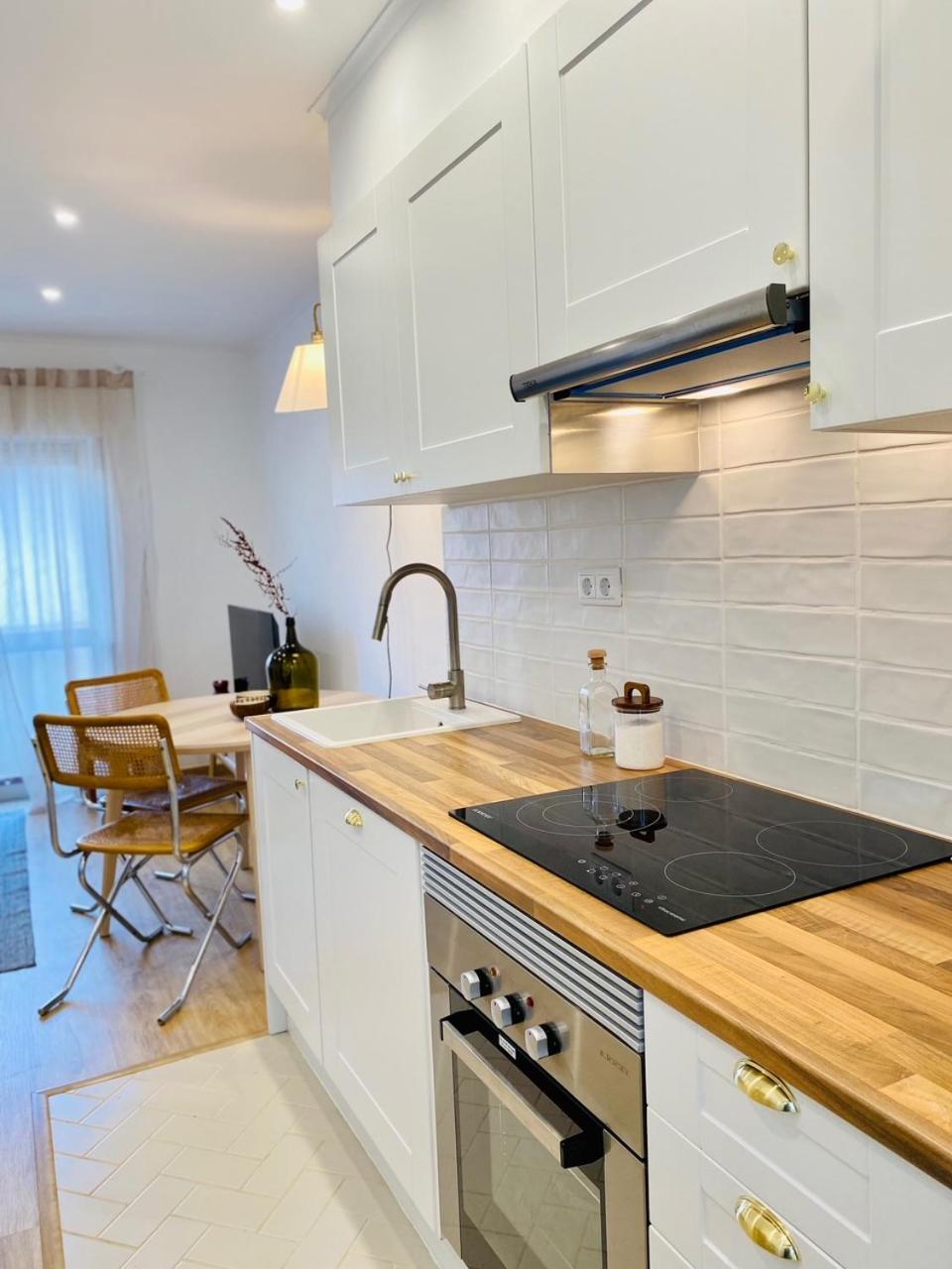 Bright Modern 3 Bedroom In Portimao Downtown Exterior foto